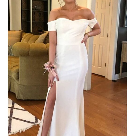 DRESS THE POPULATION Logan Off the Shoulder Evening Dress in Off White X-Small - Picture 3 of 15